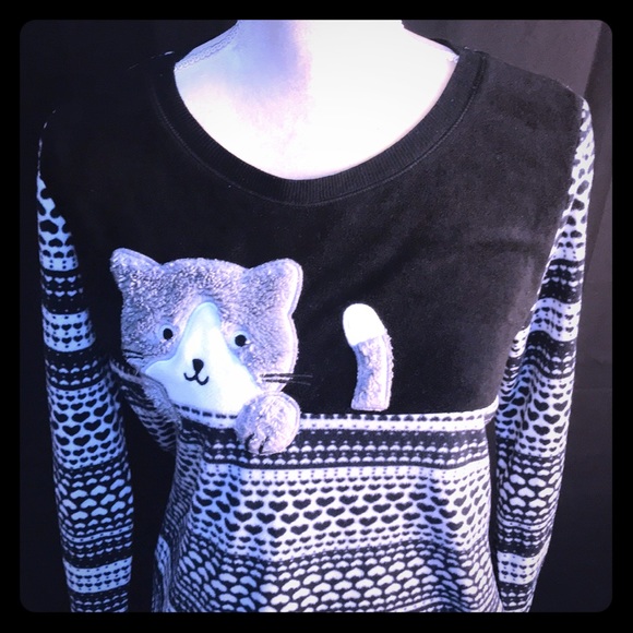 My Heart Kitty Sweatshirt Soft and Comfy - Picture 1 of 8
